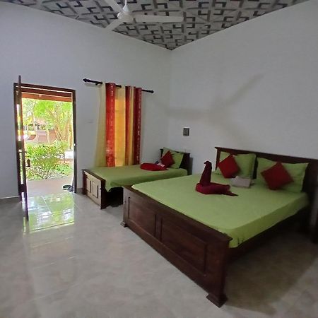 Hotel Tree Garden Wilpaththu Nochchiyagma Anuradhapura Nochchiyagama Exterior photo